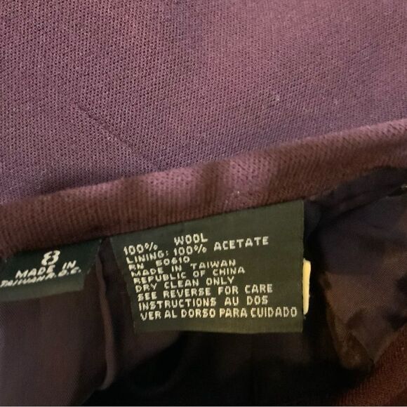 B. Bennett  2 piece  Skirt Suit. Excellent Condition. Size:8 - Picture 11 of 15